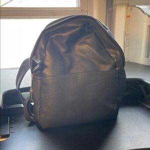Black Backpack - Sleek Everyday Bag